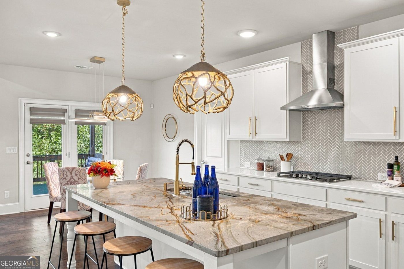 Kitchen island