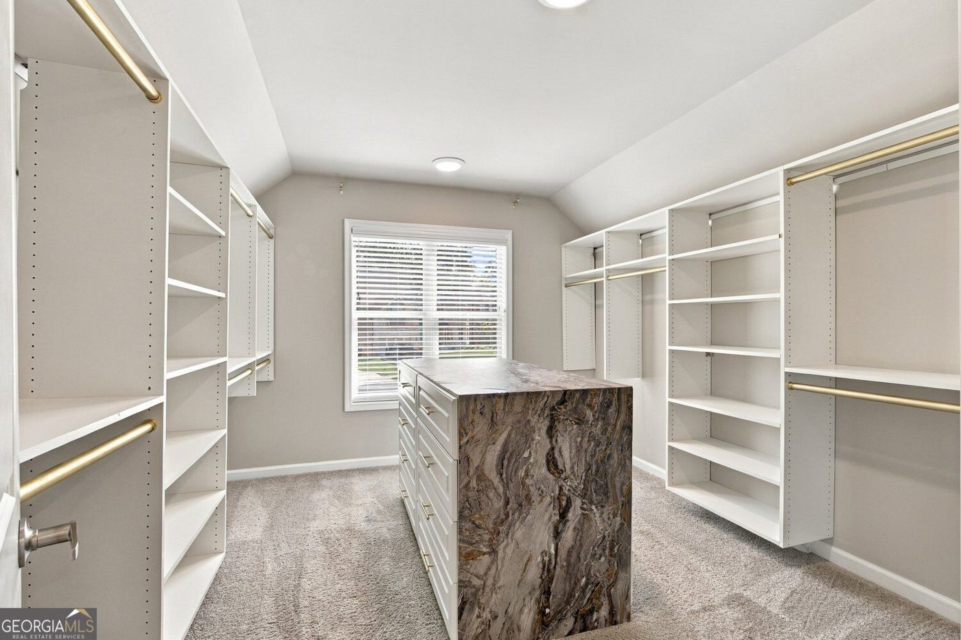 Walk-in closet