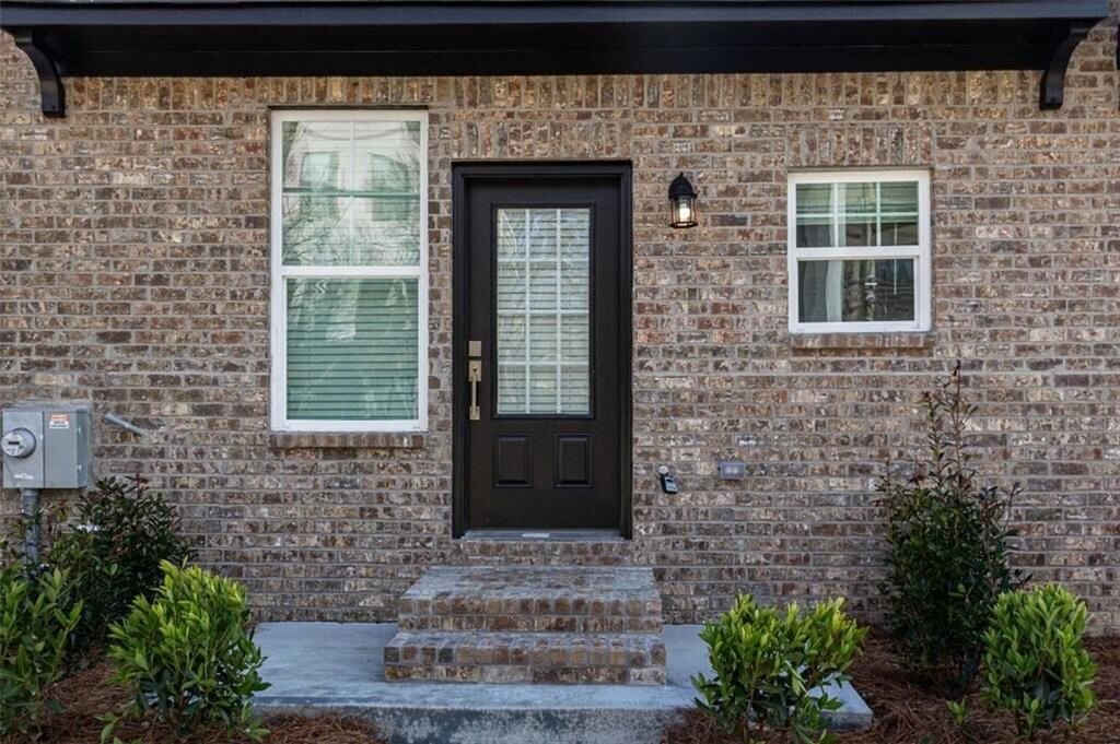 Front of a new townhome in Hollywood & Main II, Atlanta